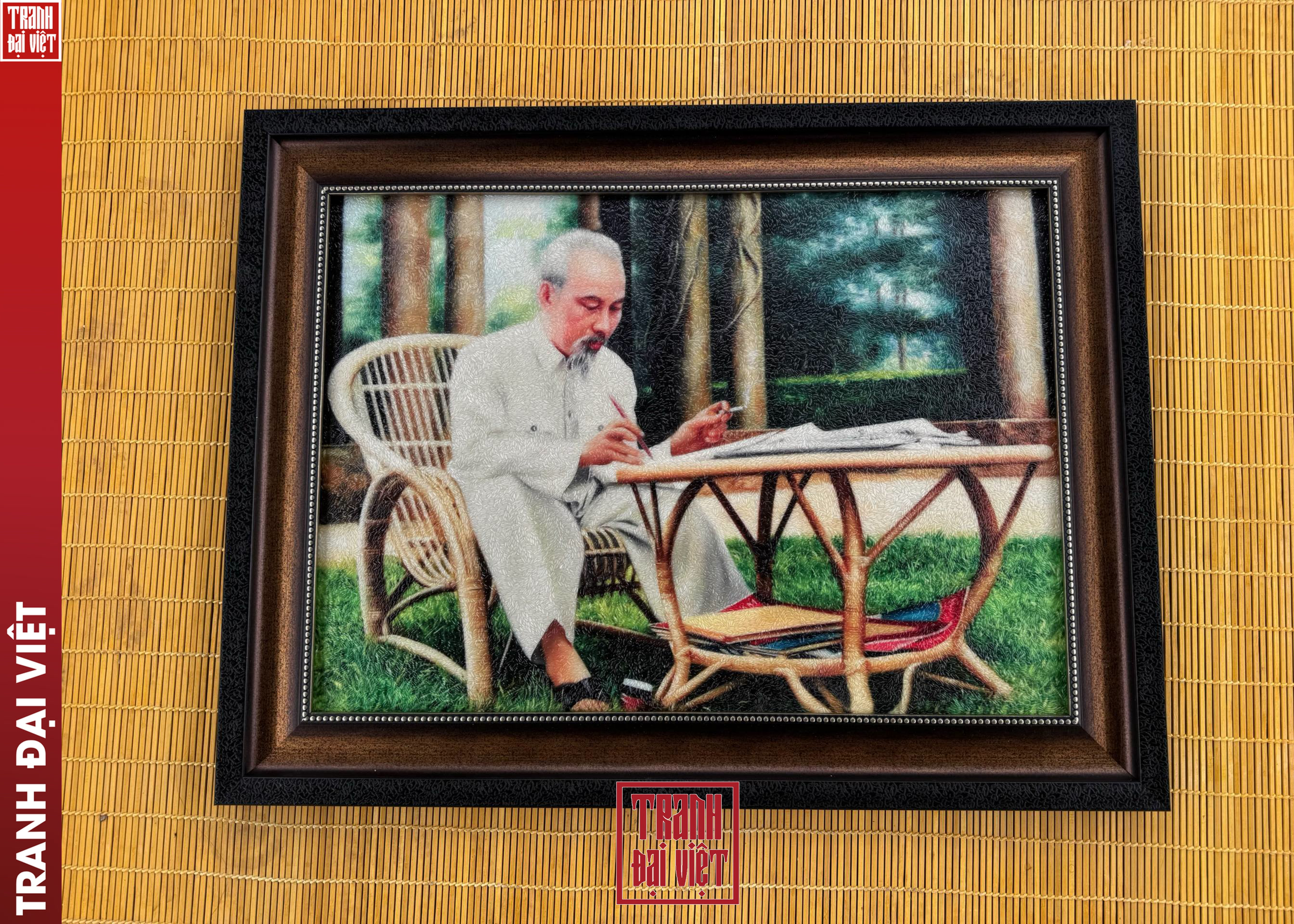 Ảnh 4 Tranh Bác Hồ Ngồi làm việc - Tranh Đại Việt